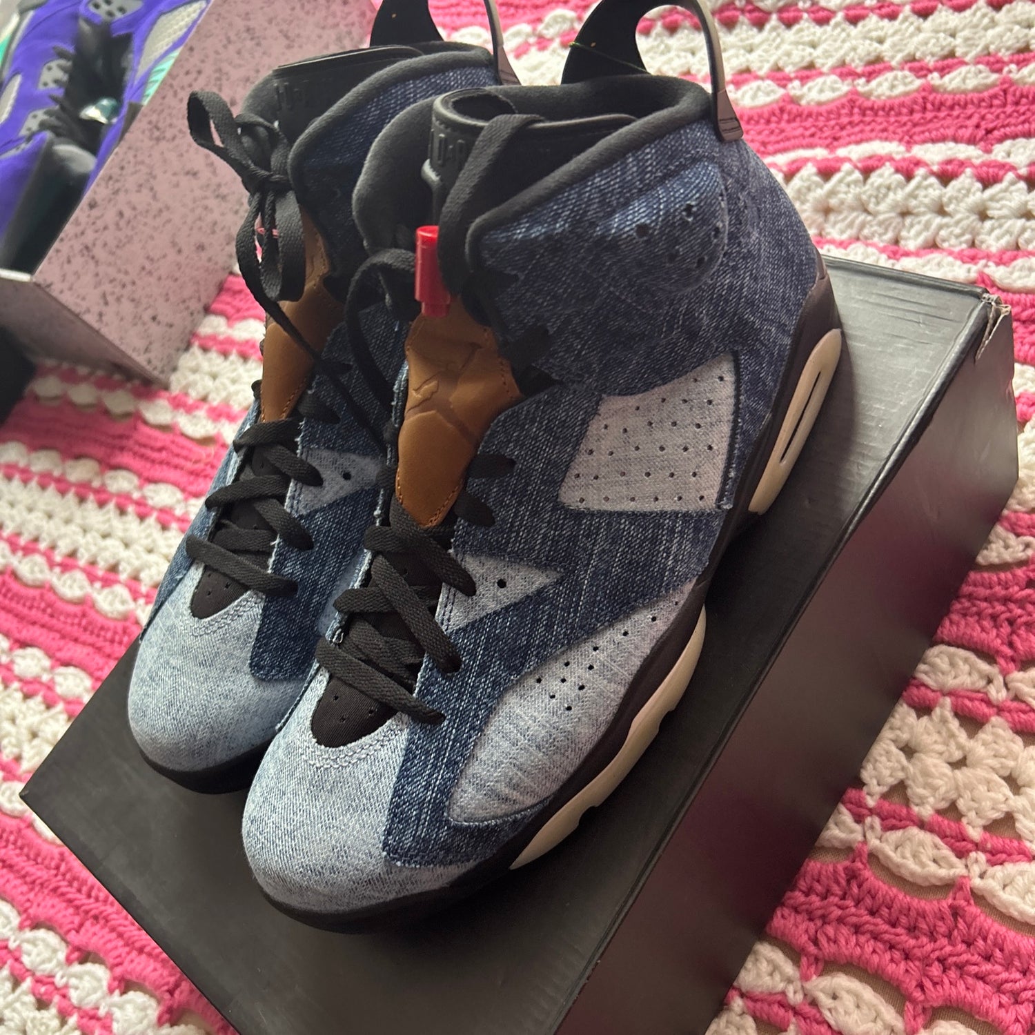 5 - Jordan 6 Retro Washed Denim 2019, Jordan 6 Retro Denim 2019, Retro Washed Denim Jordans, Jordan 6 Washed Denim sneakers, 2019 Jordan 6 Retro shoes, Retro Washed 