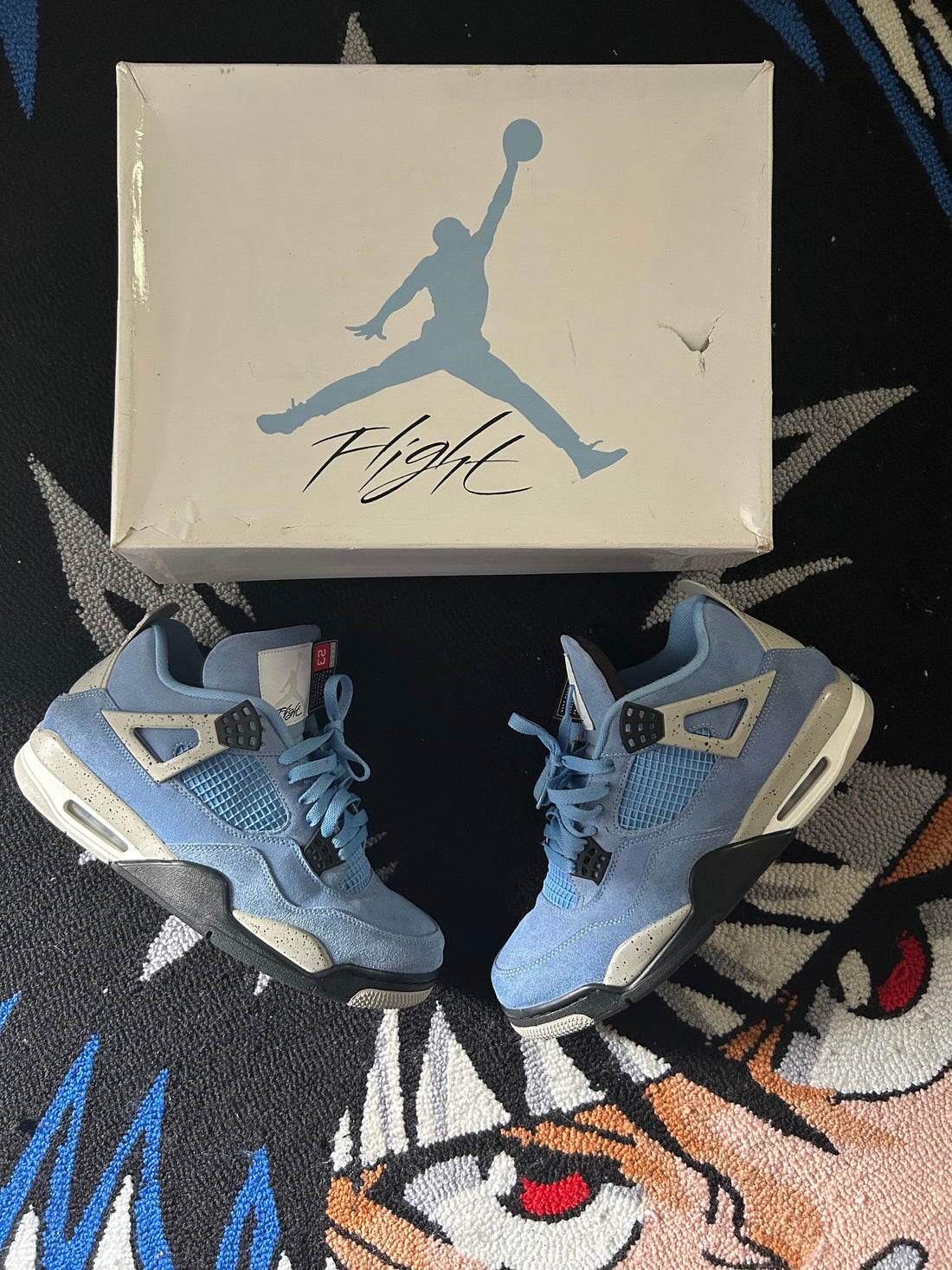 Jordan 4 University Blue in solid condition, original box and all. Jordan 4 University Blue size 11, Jordan 4 University Blue size for sale, Buy Jordan 4 University 